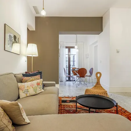 New Gorgeous 2-bed In Center * Seville