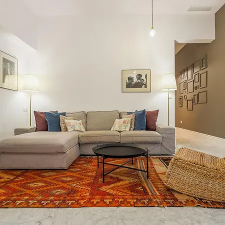 New Gorgeous 2-bed In Center Seville