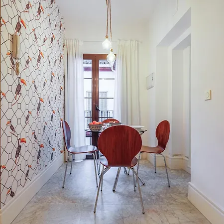 شقة New Gorgeous 2-bed In Center *